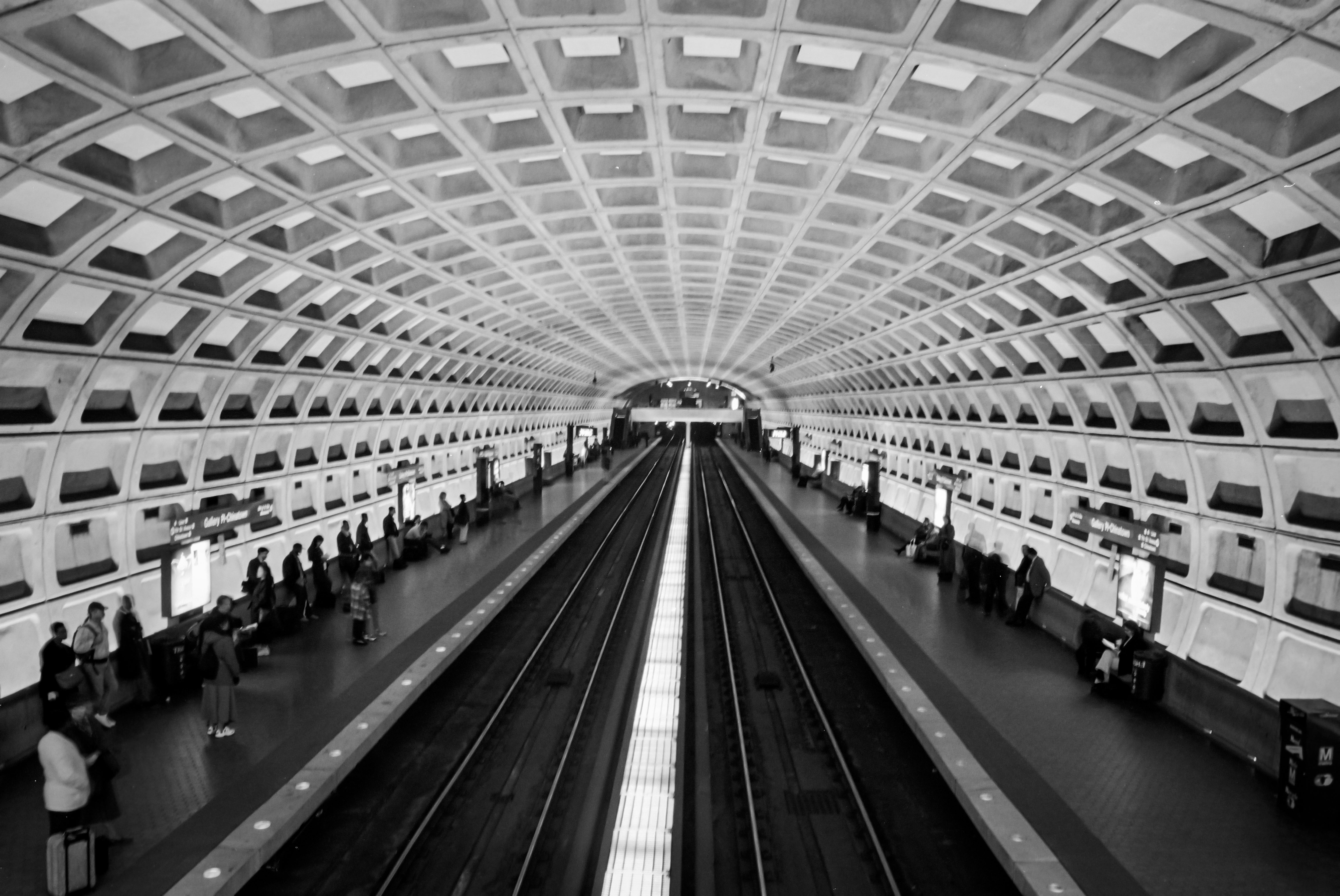 Union Station – FREE HUGS DC